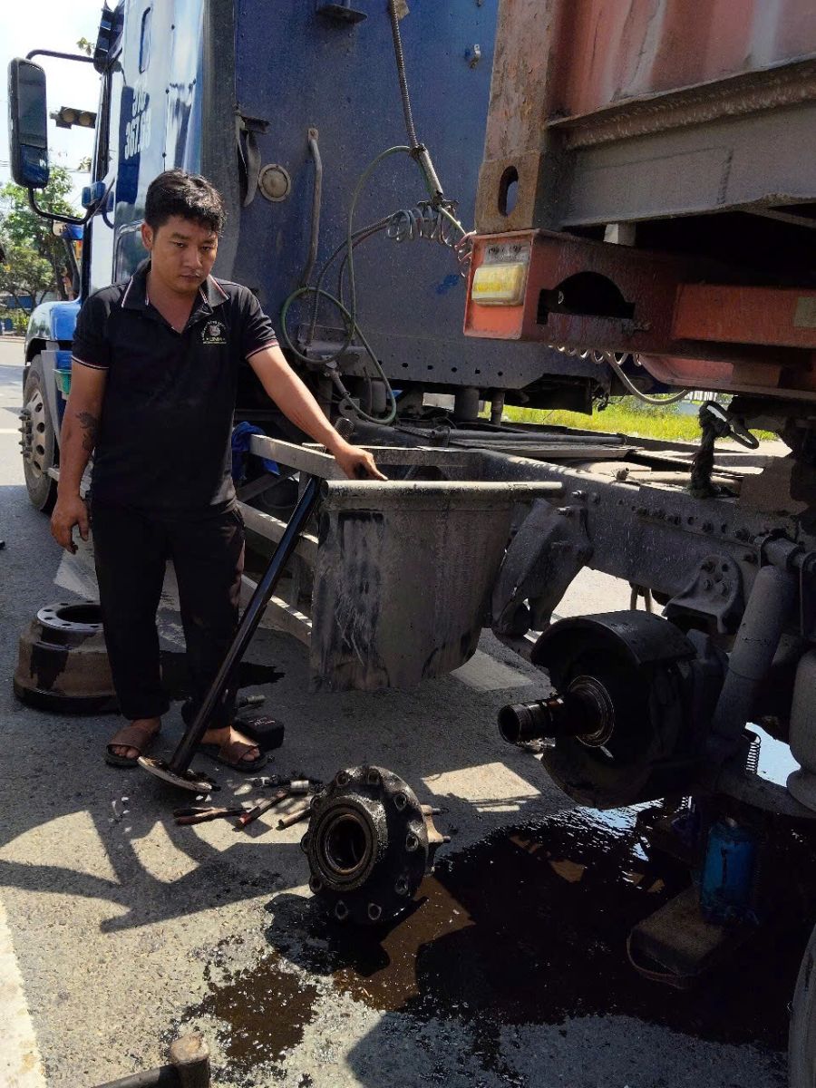 Sửa chữa ôtô lưu động khu vực Đức Hoà 3