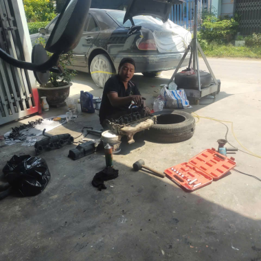 Sửa chữa ôtô lưu động khu vực Đức Hòa 3 Long An thời gian làm việc 2424 phụ vụ tận nơi cần là có gọi là tới  
