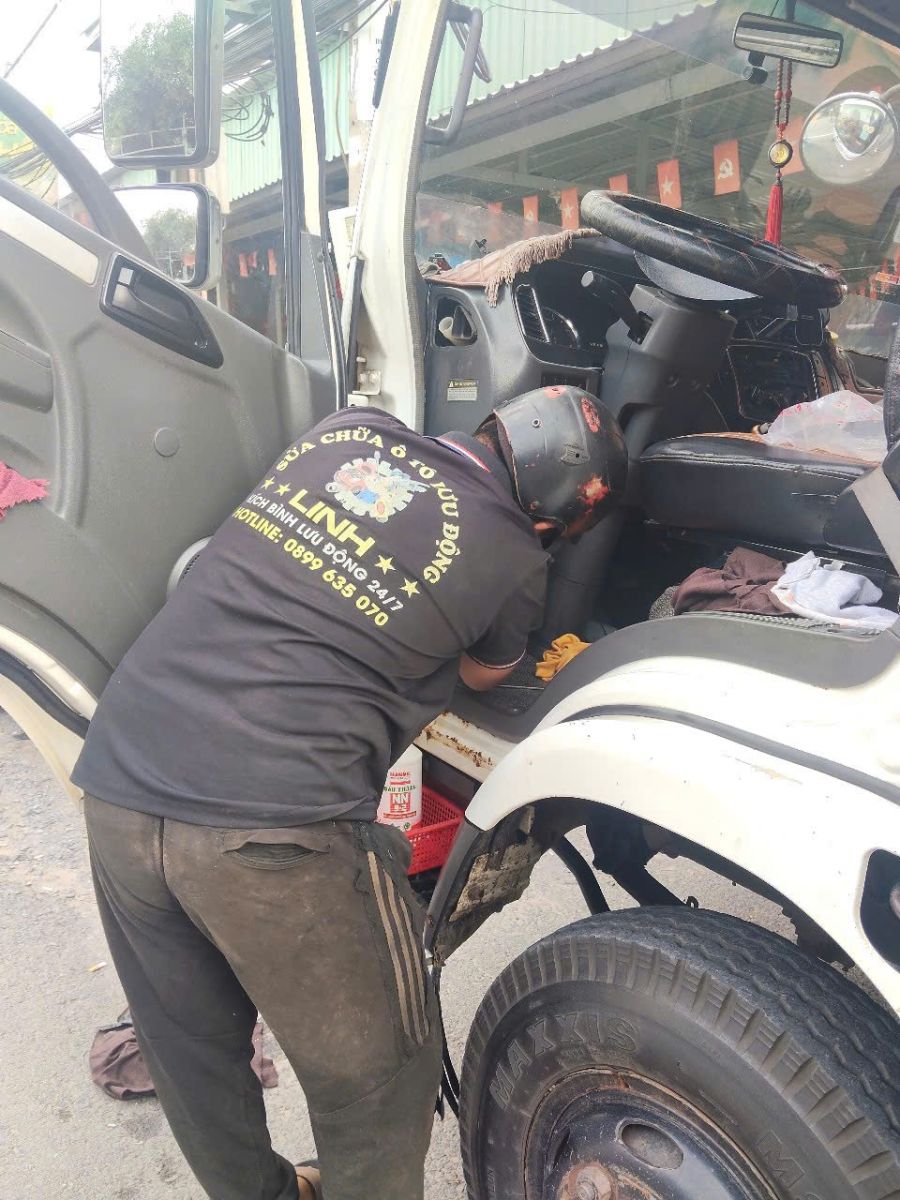Sửa chữa ôtô lưu động khu vực Tân Phú Trung